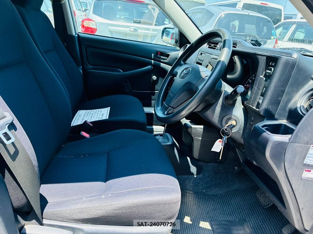 Toyota SUCCEED VAN 2019-04 8044942-11