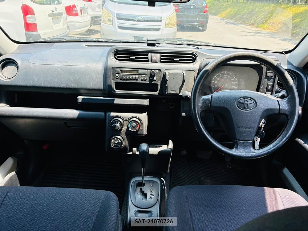 Toyota SUCCEED VAN 2019-04 8044942-12