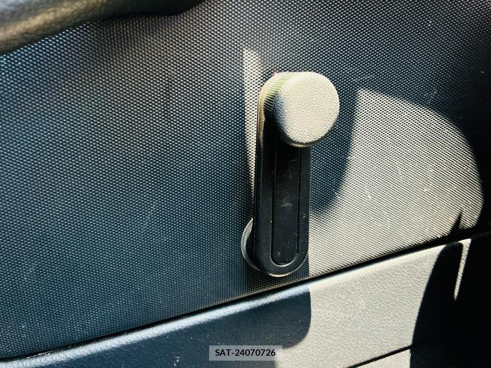 Toyota SUCCEED VAN 2019-04 8044942-23