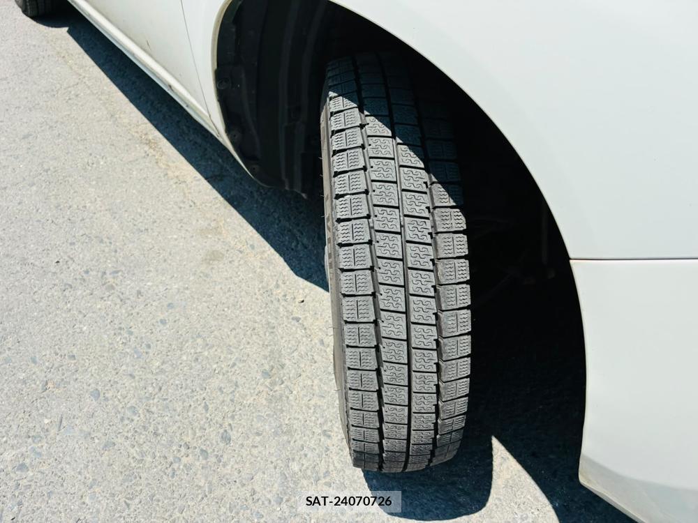 Toyota SUCCEED VAN 2019-04 8044942-32