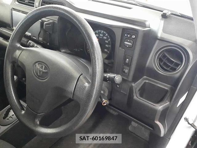 Toyota SUCCEED VAN 2020-02 8144180-10