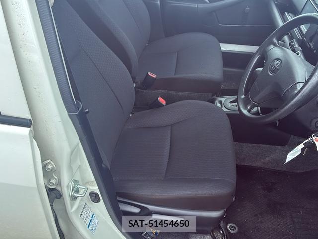 Toyota SUCCEED VAN 2019-05 8162462-5