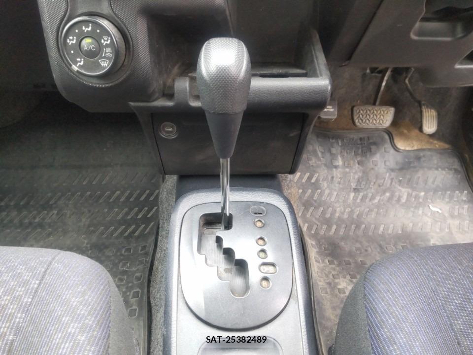 Toyota SUCCEED VAN 2019-06 8197527-9