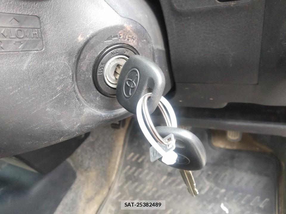 Toyota SUCCEED VAN 2019-06 8197527-10