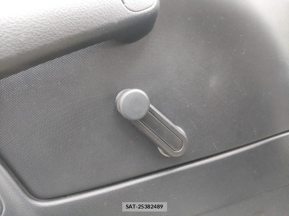 Toyota SUCCEED VAN 2019-06 8197527-12