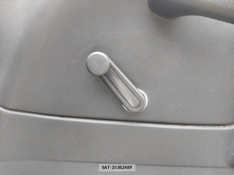 Toyota SUCCEED VAN 2019-06 8197527-13