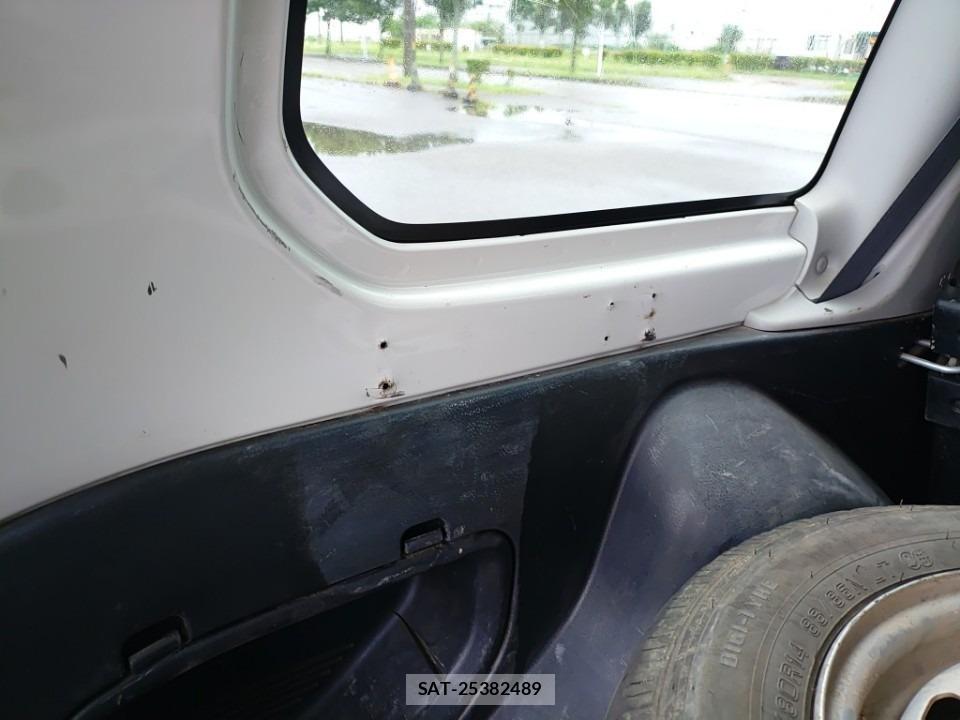 Toyota SUCCEED VAN 2019-06 8197527-17