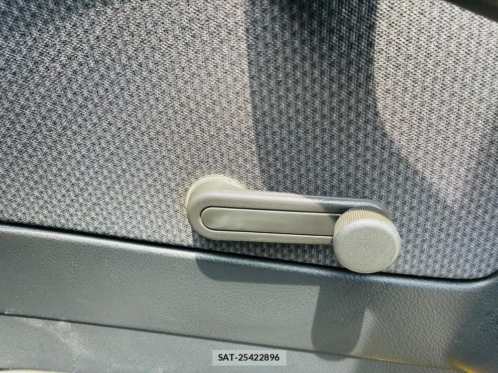 Toyota SUCCEED VAN 2010-05 8144161-21