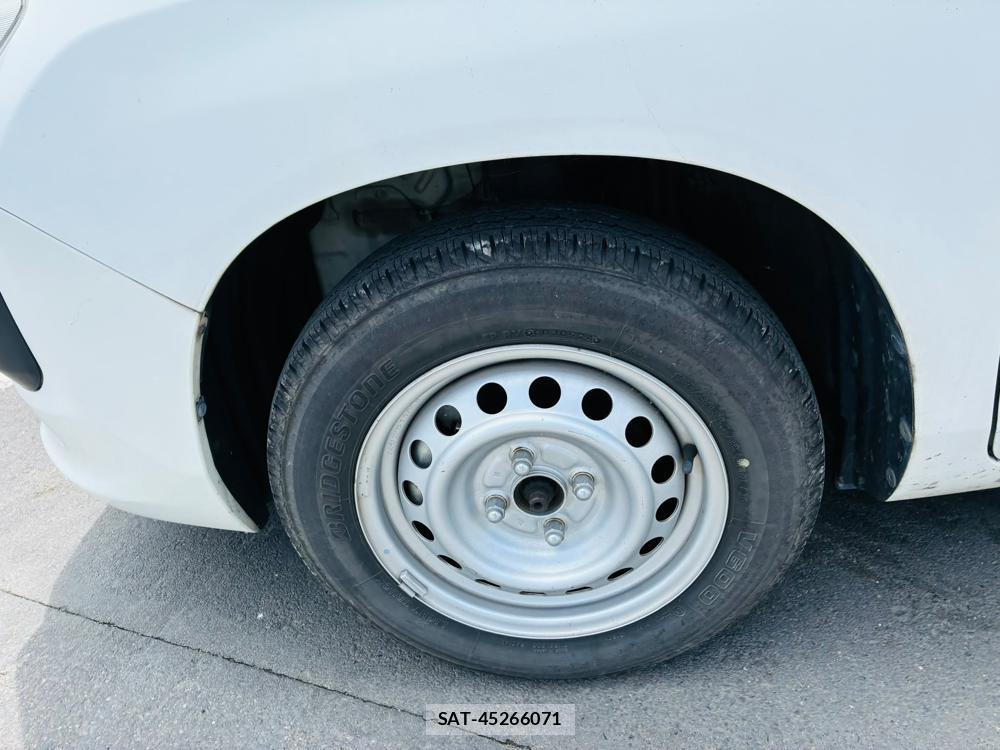 Toyota SUCCEED VAN 2019-07 8240822-29