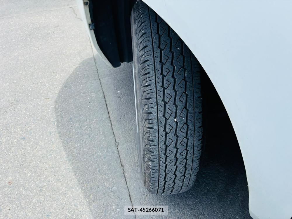 Toyota SUCCEED VAN 2019-07 8240822-31