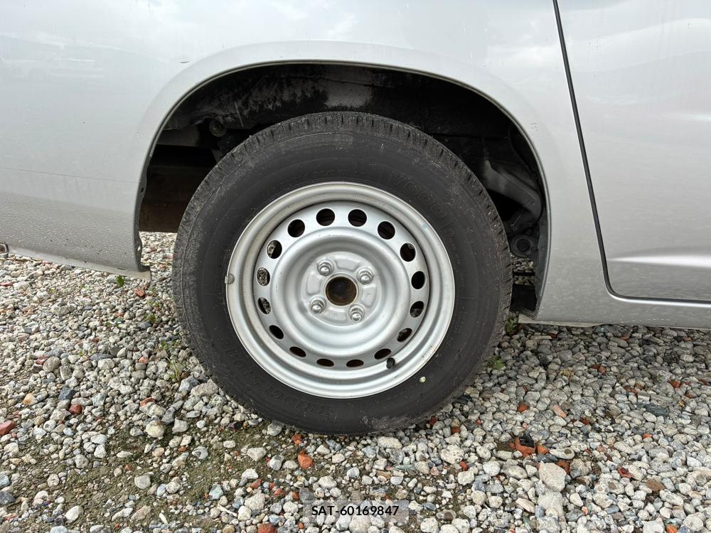 Toyota SUCCEED VAN 2020-02 8144180-26