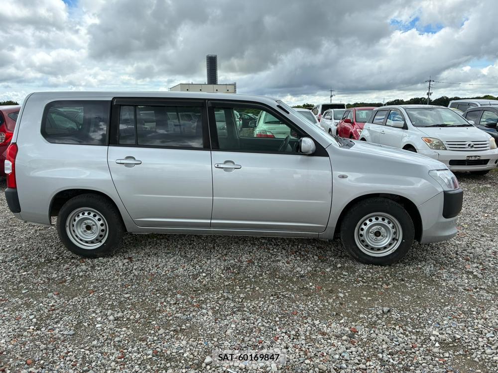 Toyota SUCCEED VAN 2020-02 8144180-5