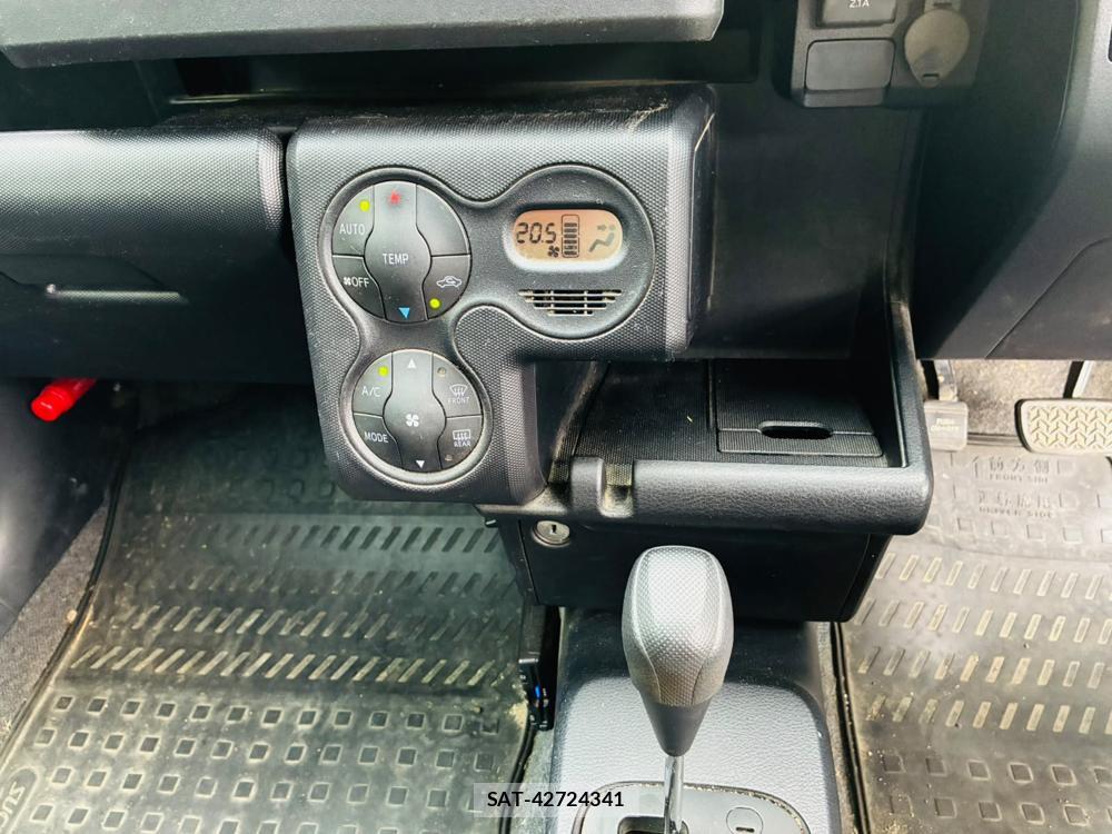 Toyota SUCCEED VAN 2019-06 8298908-18