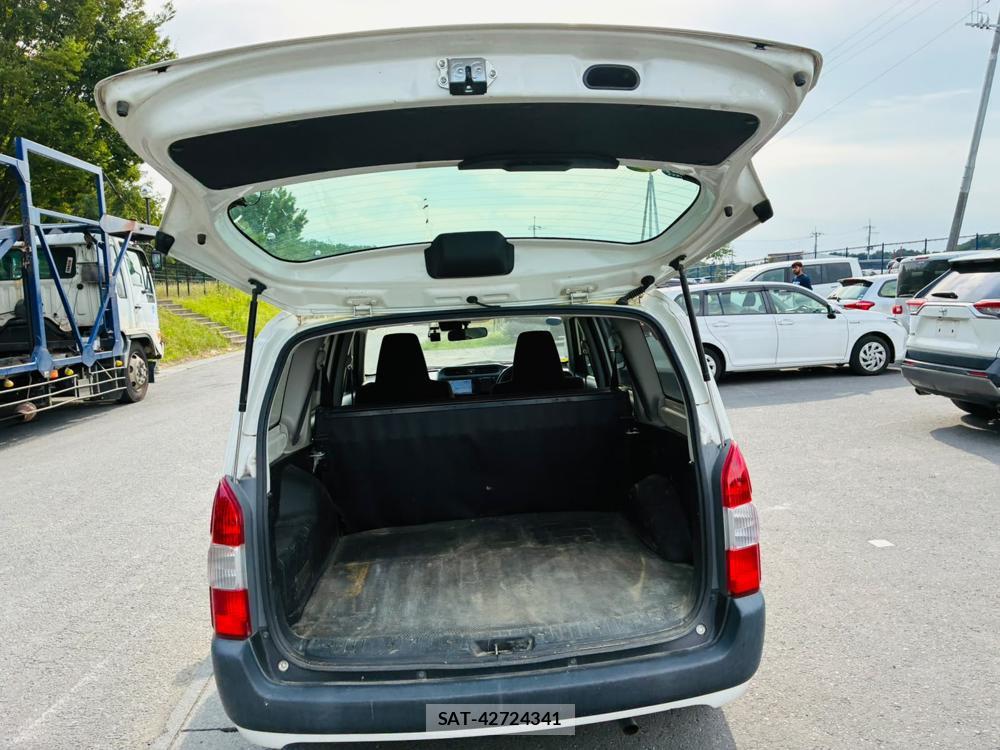 Toyota SUCCEED VAN 2019-06 8298908-26