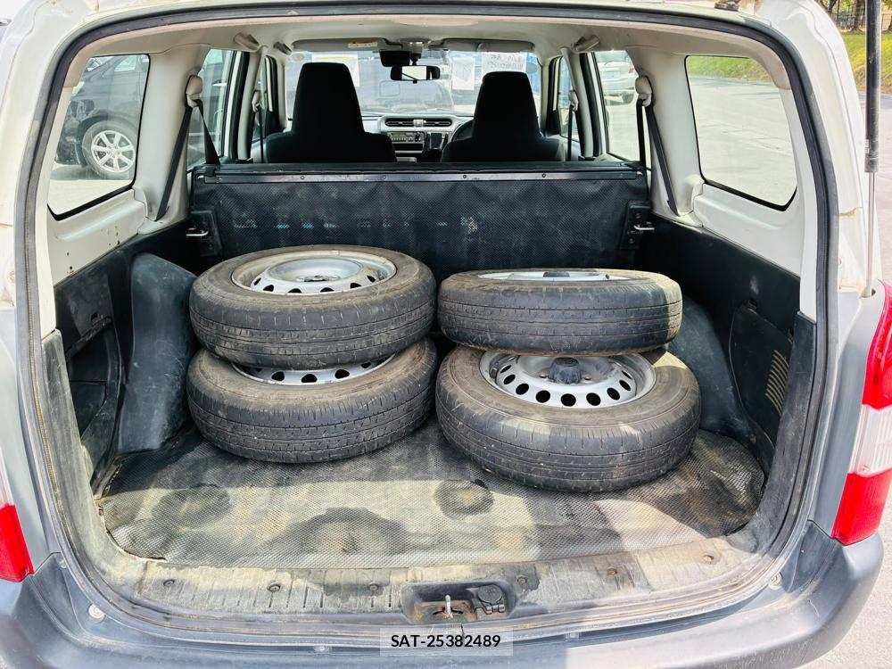 Toyota SUCCEED VAN 2019-06 8197527-24