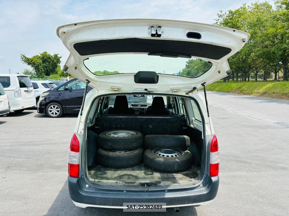 Toyota SUCCEED VAN 2019-06 8197527-25