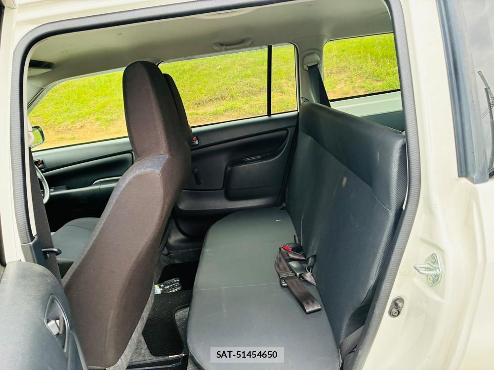 Toyota SUCCEED VAN 2019-05 8162462-9