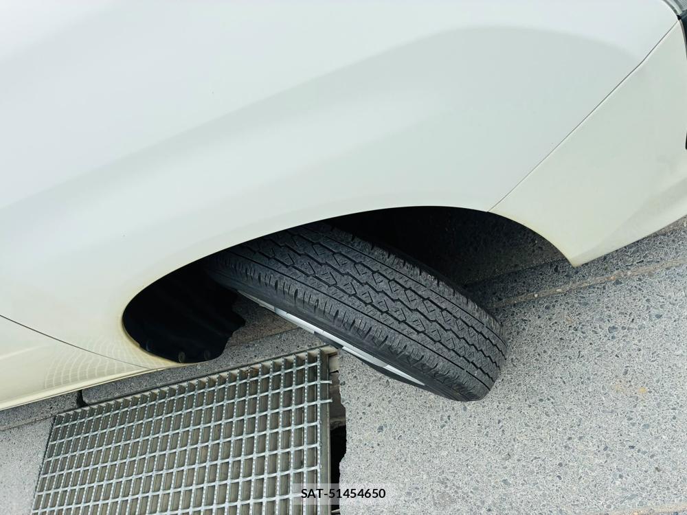 Toyota SUCCEED VAN 2019-05 8162462-31