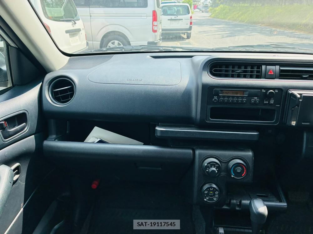 Toyota SUCCEED VAN 2019-07 8468817-16