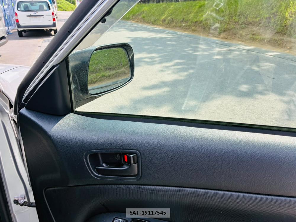 Toyota SUCCEED VAN 2019-07 8468817-19