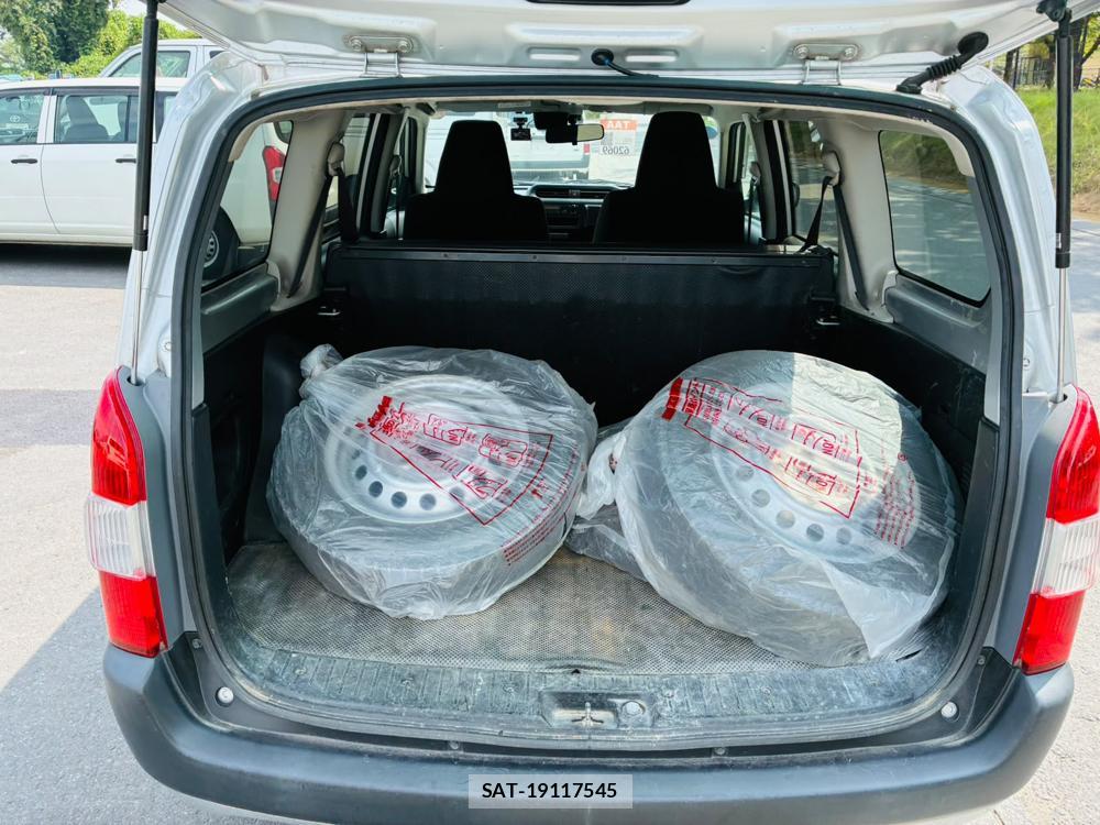 Toyota SUCCEED VAN 2019-07 8468817-23