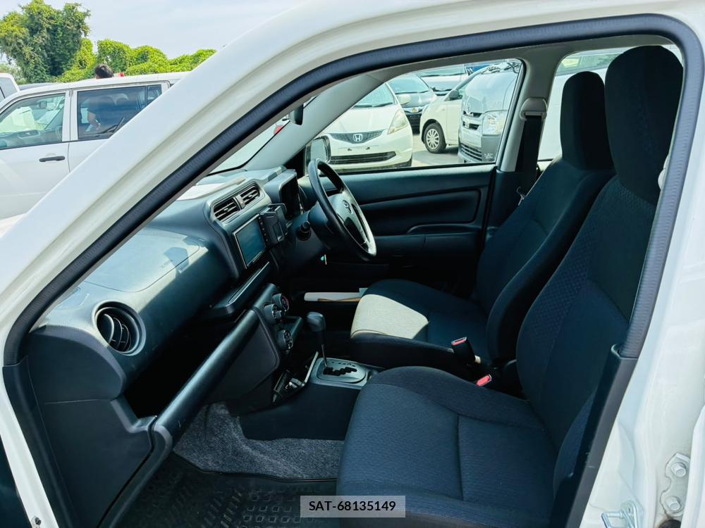Toyota SUCCEED VAN 2019-07 8520839-10