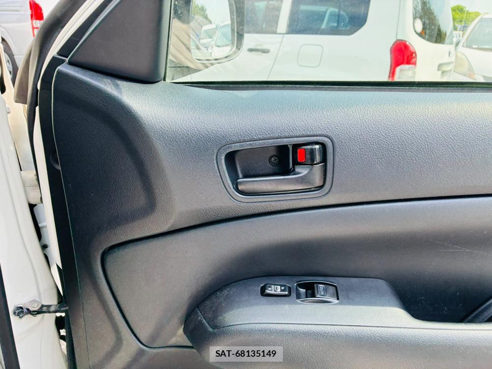 Toyota SUCCEED VAN 2019-07 8520839-20