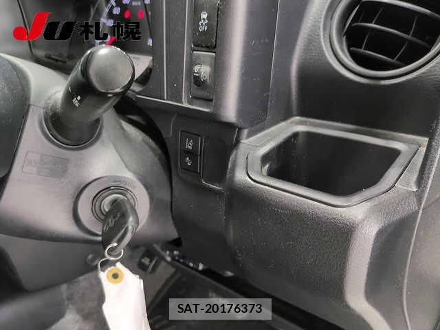 Toyota SUCCEED VAN 2020-05 8603286-5