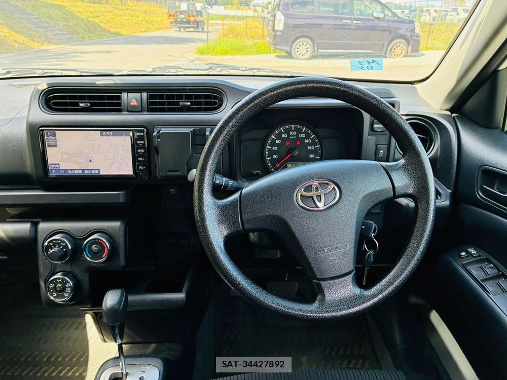 Toyota SUCCEED VAN 2019-07 8468812-13