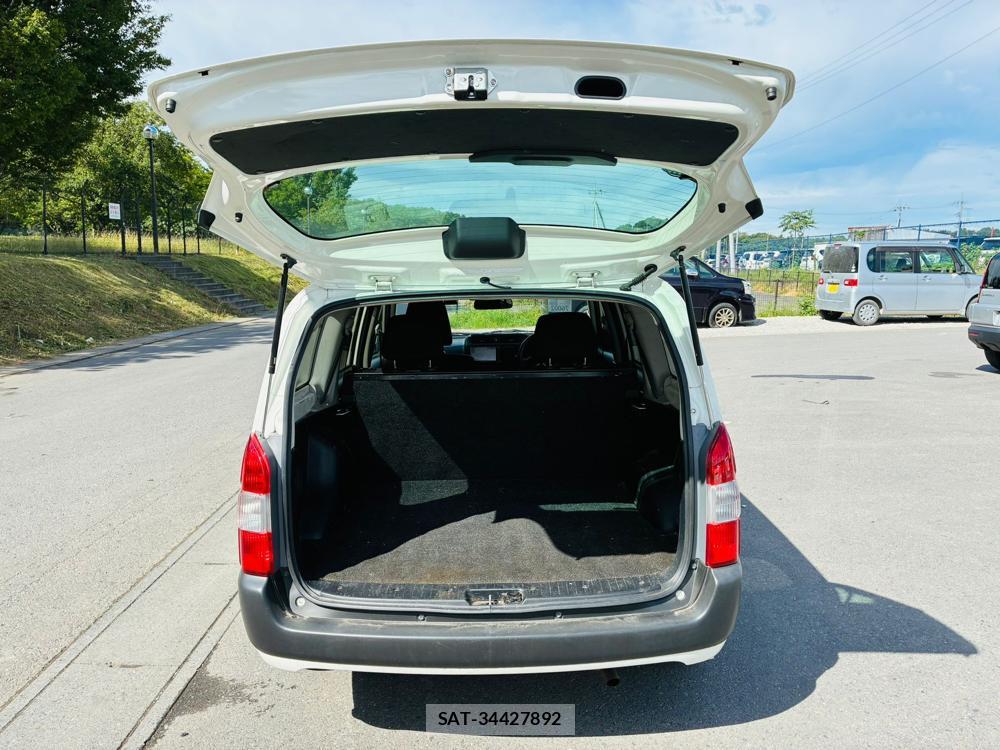 Toyota SUCCEED VAN 2019-07 8468812-26