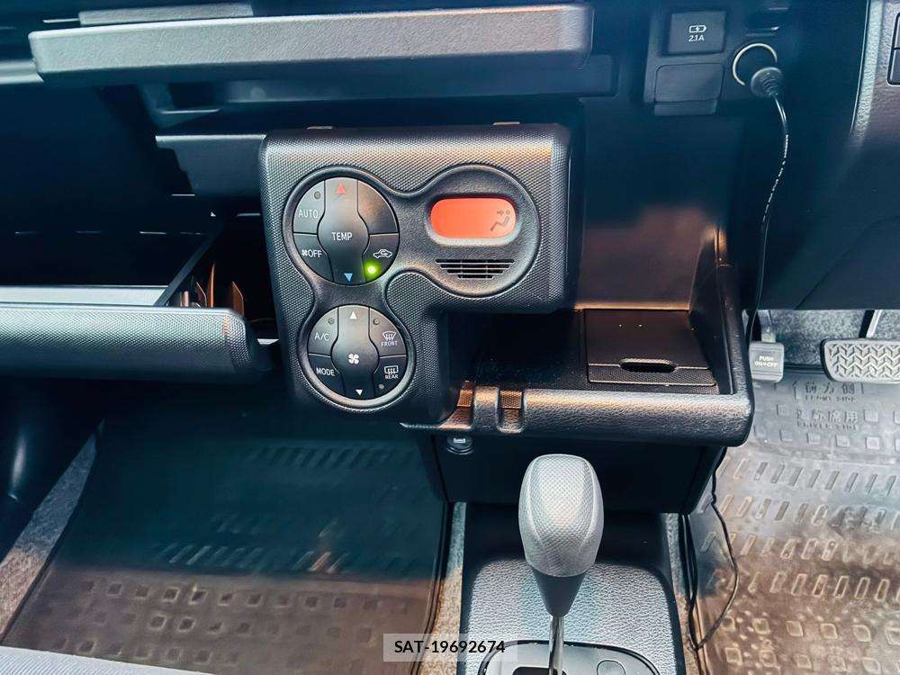 Toyota SUCCEED VAN 2019-08 8590885-19