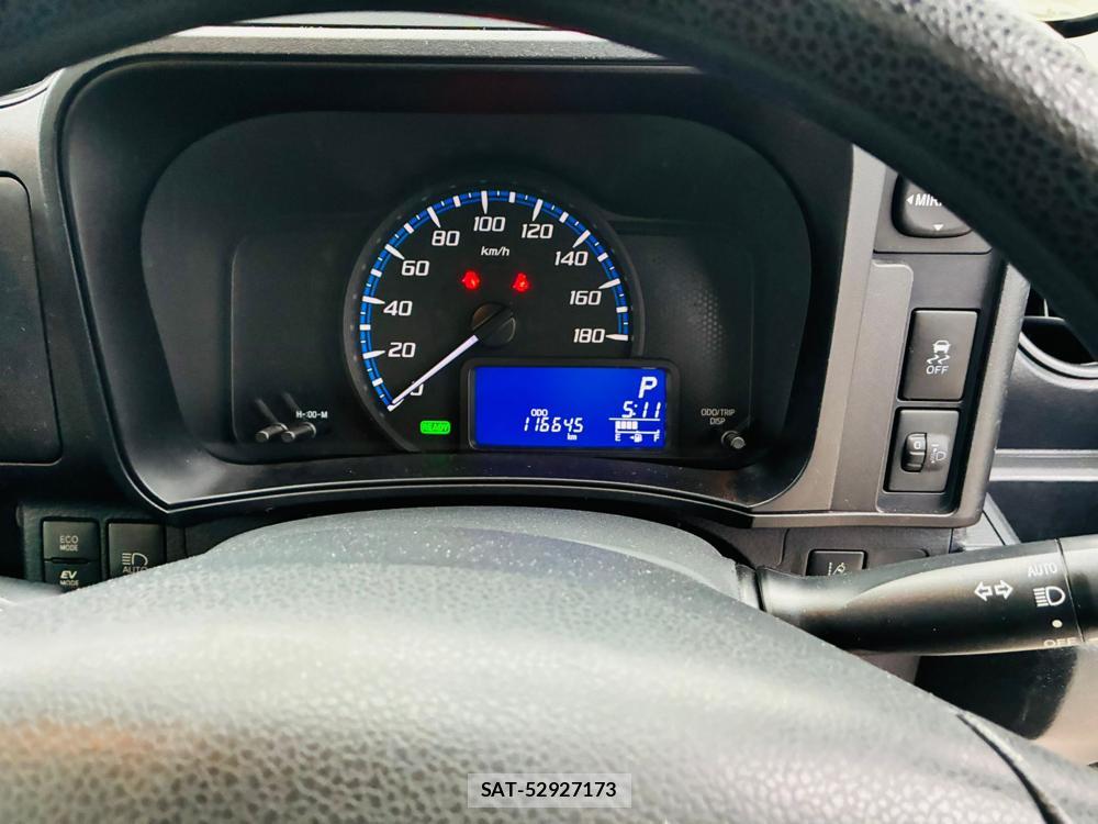 Toyota SUCCEED VAN 2019-07 8525389-15