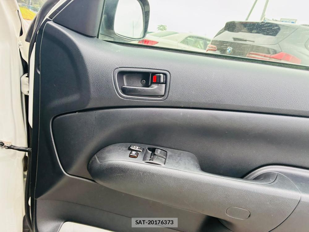 Toyota SUCCEED VAN 2020-05 8603286-22