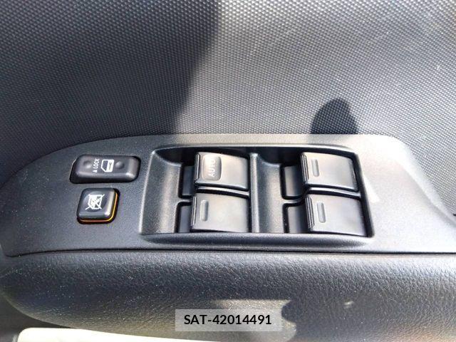 Toyota SUCCEED VAN 2017-03 928412-8