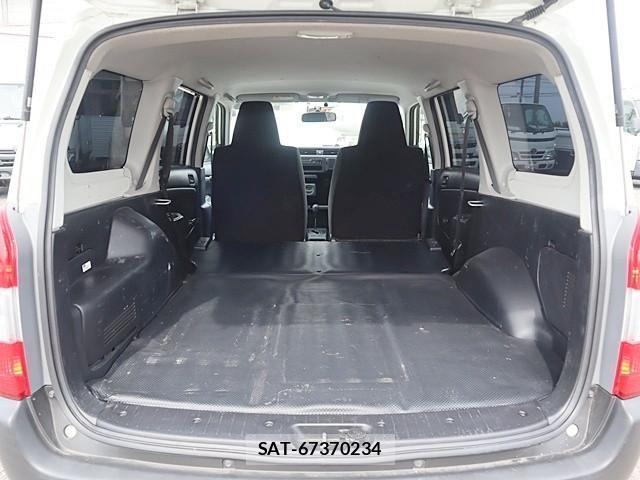 Toyota SUCCEED VAN 2020-06 1259502-11