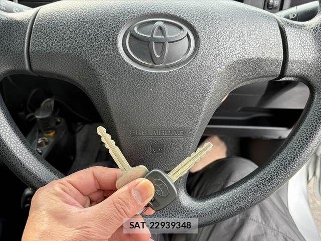 Toyota SUCCEED VAN 2015-02 4988243-25