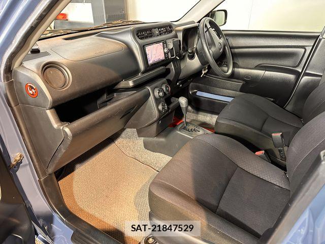Toyota SUCCEED VAN 2016-12 5879900-7