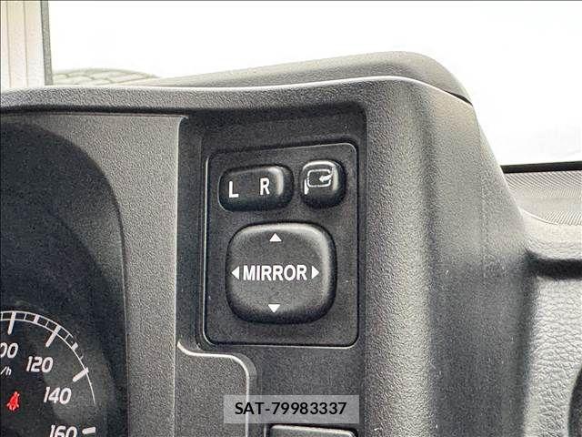 Toyota SUCCEED VAN 2016-04 6019960-12