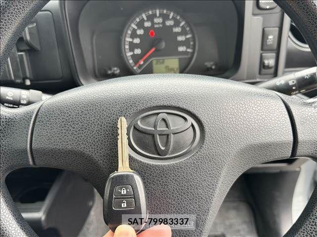 Toyota SUCCEED VAN 2016-04 6019960-17