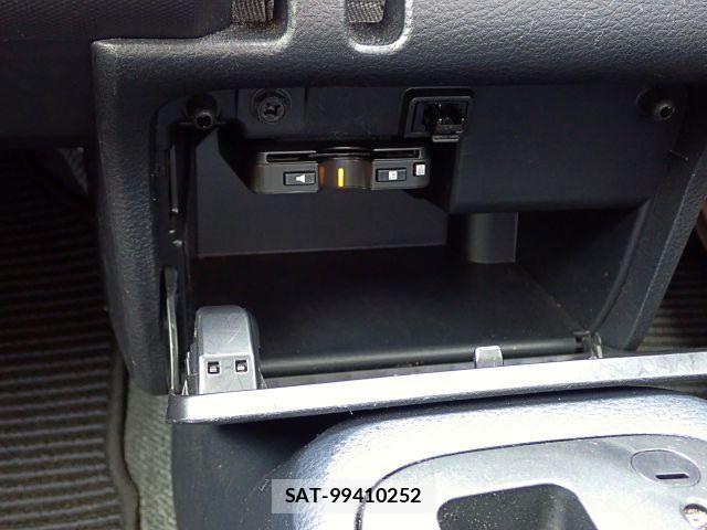 Toyota SUCCEED VAN 2019-04 6753450-23