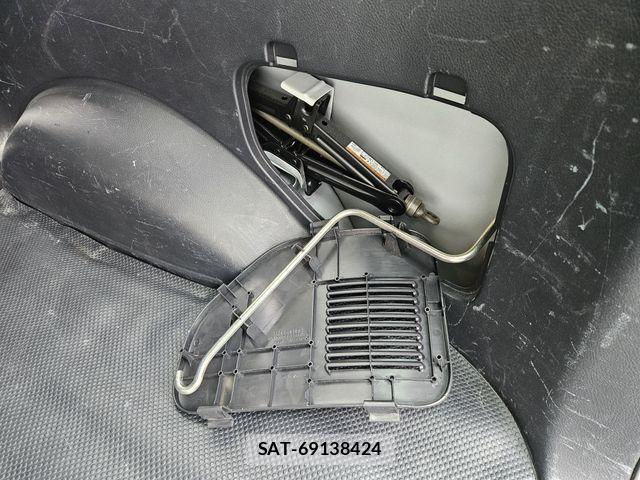 Toyota SUCCEED VAN 2017-05 7060927-13