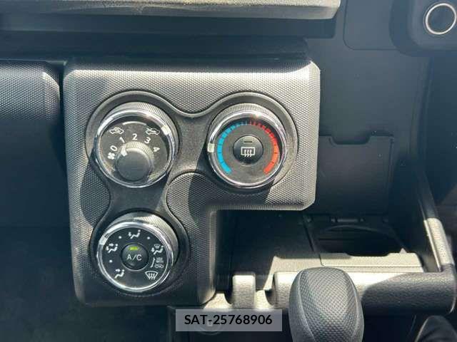 Toyota SUCCEED VAN 2017-09 7225671-6