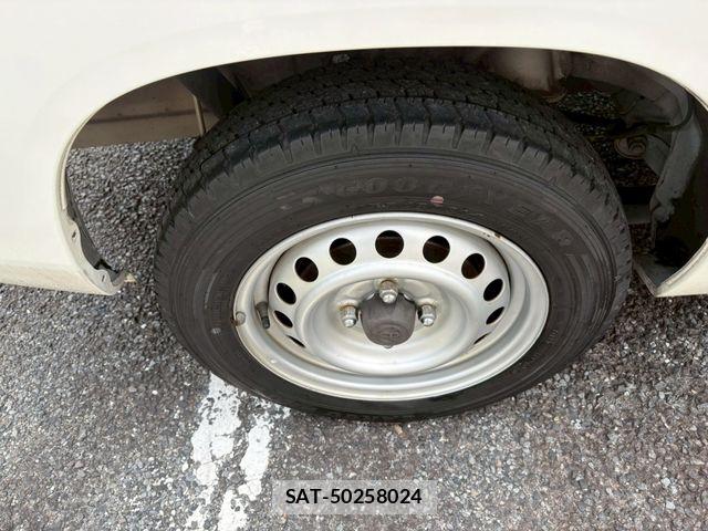 Toyota SUCCEED VAN 2017-03 7252462-11