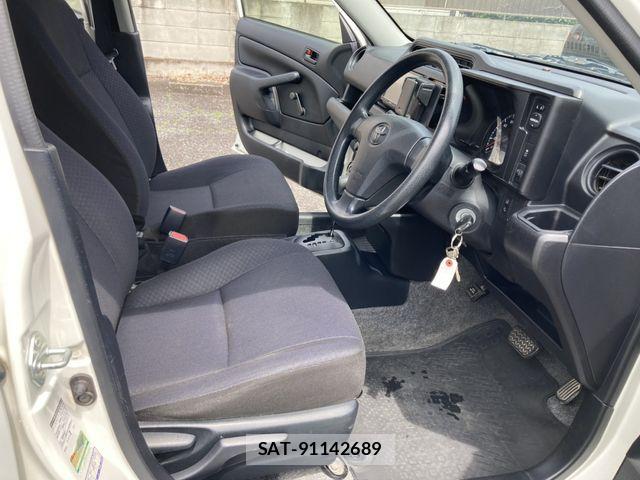 Toyota SUCCEED VAN 2017-08 7252458-9