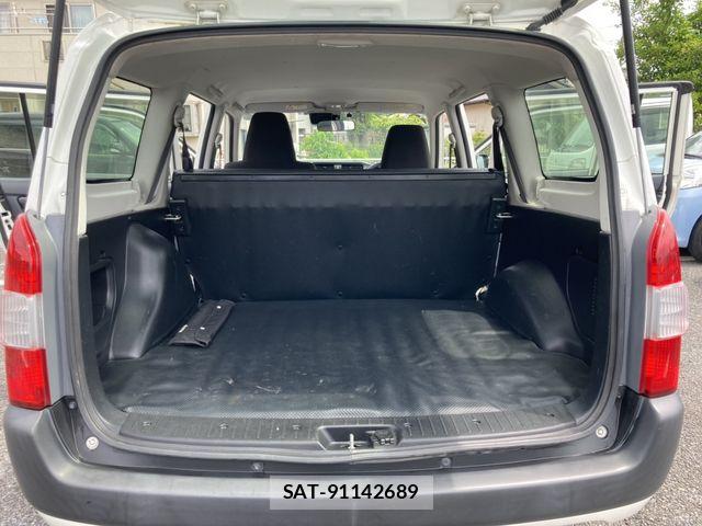 Toyota SUCCEED VAN 2017-08 7252458-11