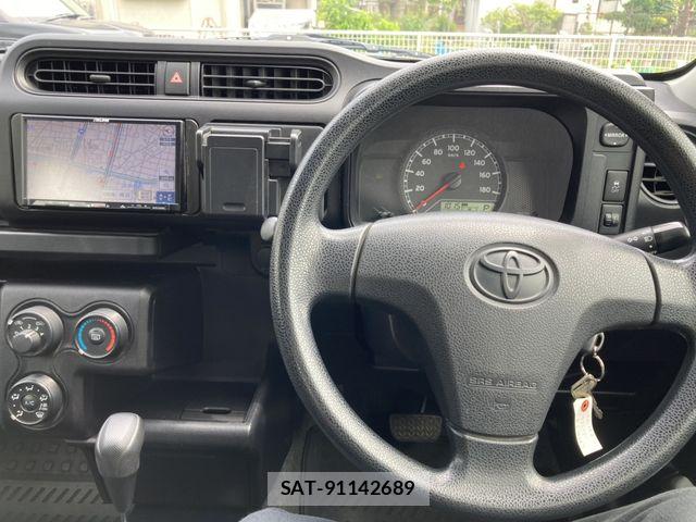 Toyota SUCCEED VAN 2017-08 7252458-15
