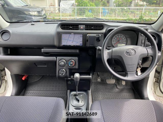 Toyota SUCCEED VAN 2017-08 7252458-1