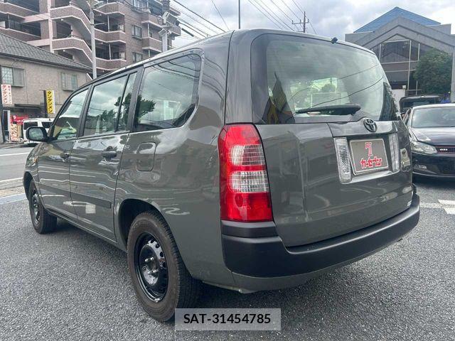 Toyota SUCCEED VAN 2013-10 7330410-22