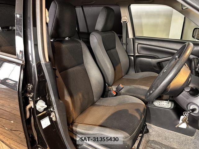 Toyota SUCCEED VAN 2018-10 7360017-19