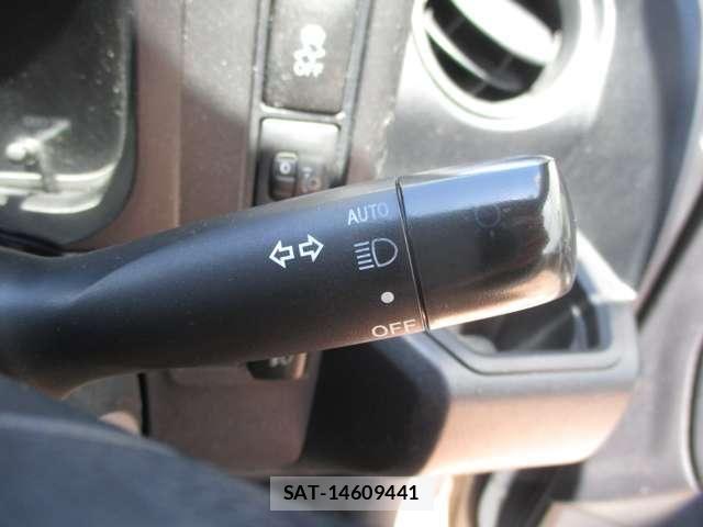 Toyota SUCCEED VAN 2017-11 8038544-10